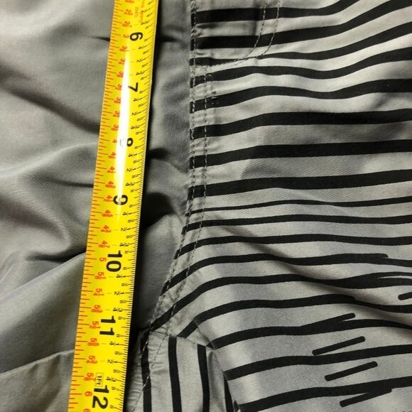 Jack & Jones Grey & Black Board Shorts Size Small - Picture 7 of 9